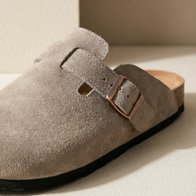Veloursleder Clogs Taupe – Komfort Clog aus echtem Rindsleder (Eigenmarke)